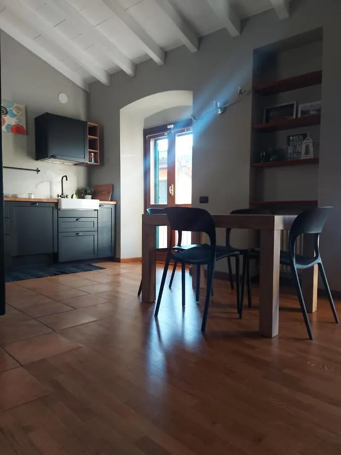 Loft Centro Storico Apartment Sarnico